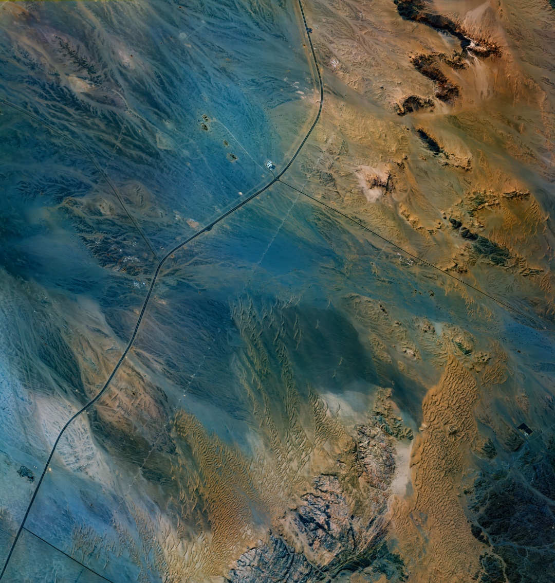 Xplore RGB satellite image — desert formations